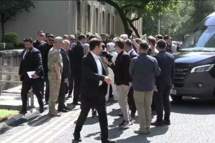 Bakan Göktaş’tan Diyarbakır'da “Terörsüz Türkiye” mesajı: “Anneler ağlamasın istiyoruz”