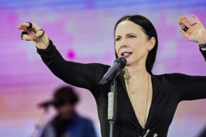 Biletleri kapış kapış gitmişti: 40 bin kişiye konser veren Şebnem Ferah sahnelere ara verme nedenini açıkladı