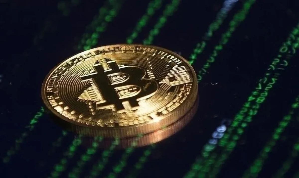 Bitcoin, mayıs ayından bu yana ilk kez 77 bin doların üzerine yükseldi
