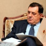 Bosna Hersek Merkez Seçim Komisyonu, Bosnalı Sırp lider Dodik'i görevden aldı Bosna Hersek Merkez Seçim Komisyonu, Bosnalı Sırp lider Dodik'i görevden aldı