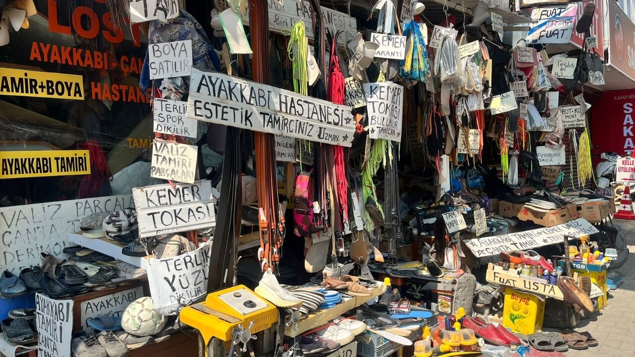 Bu Dükkanda Tamir Edilmeyen Şey Yok! Osmaniye’nin Fuat Usta’sı Bu Dükkanda Tamir Edilmeyen Şey Yok! Osmaniye’nin Fuat Usta’sı