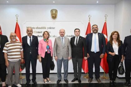 CHP İl Başkanı Rıza Tekerek ve Yönetiminden Vali Serdengeçti’ye Ziyaret