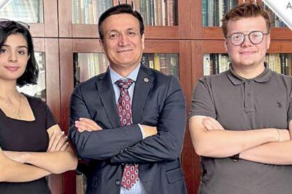 Çılgın Türkler evrenin 5. boyutunu keşfetti!