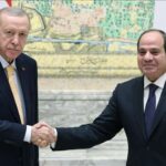 Cumhurbaşkanı Erdoğan, Kahire’de Mısır Cumhurbaşkanı Sisi ile görüştü