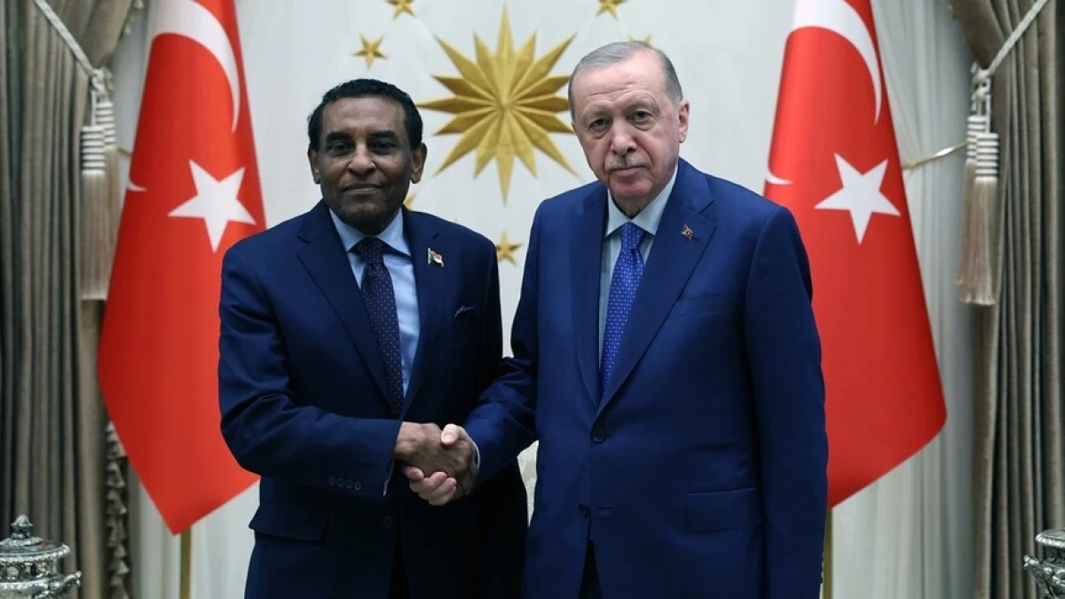 Cumhurbaşkanı Erdoğan, Sudan Başbakanı İdris’i kabul etti