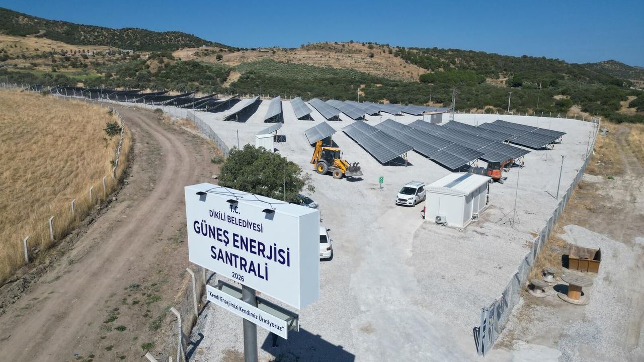 Dikili’de güneş enerjisi dönemi başladı: Santral üretime geçti