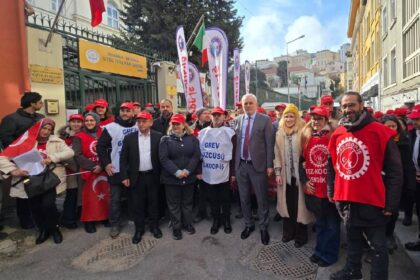 Dışişleri Bakanlığı Özel İtalyan Lisesi Müdürü Finocchiaro’yu “istenmeyen kişi” ilan etti Dışişleri Bakanlığı Özel İtalyan Lisesi Müdürü Finocchiaro’yu “istenmeyen kişi” ilan etti