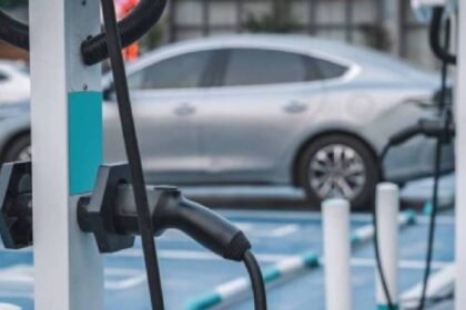 Elektrikli araçlarda tarihi kırılma: Hibritlerden daha ucuz hale geldi