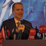 Erbakan, Konya’da Necmettin Erbakan’ı anma programına katıldı Erbakan, Konya’da Necmettin Erbakan’ı anma programına katıldı
