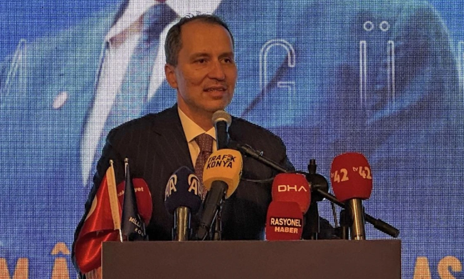 Erbakan, Konya’da Necmettin Erbakan’ı anma programına katıldı