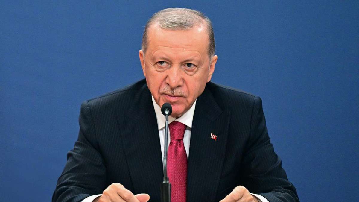 Erdoğan: Türkiye ve Sırbistan olarak savunma sanayiinde adım atmalıyız Erdoğan: Türkiye ve Sırbistan olarak savunma sanayiinde adım atmalıyız