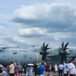 Farnborough Airshow 2026’da Son Gün Coşkusu: BAE Akrobasi Ekibi Gökyüzüne Damga Vurdu