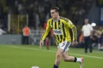 Fenerbahçe’de sakatlık: Kerem Aktürkoğlu, sedyeyle oyundan çıktı