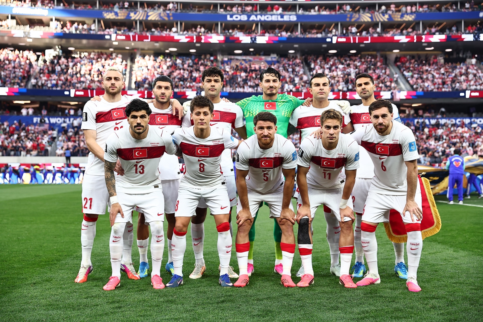 FIFA sıralaması değişti! Milli Takım 5 sıra birden geriledi FIFA sıralaması değişti! Milli Takım 5 sıra birden geriledi