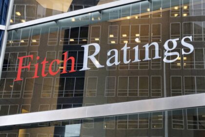 Fitch’ten ABD’ye borç uyarısı