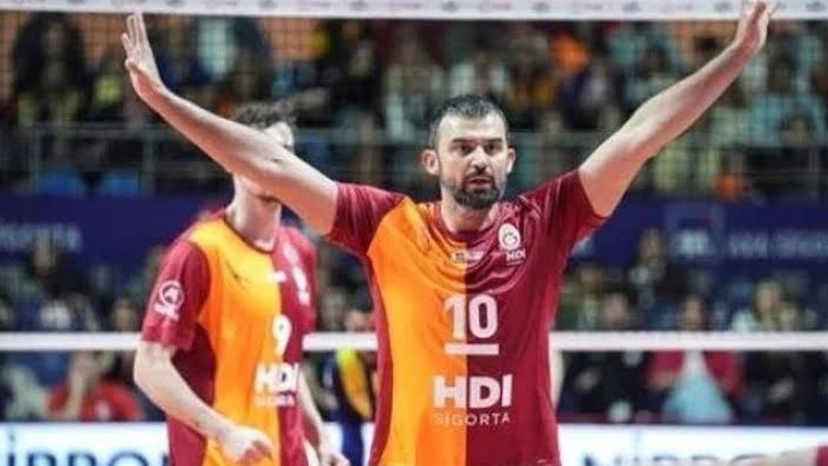 Galatasaray 40 yaşındaki deneyimli oyuncuyla sözleşme yeniledi