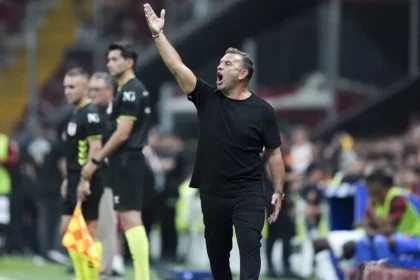 Galatasaray’dan hazırlık maçına kabus gibi başlangıç: Taraftardan protesto, penaltı, kırmızı kart