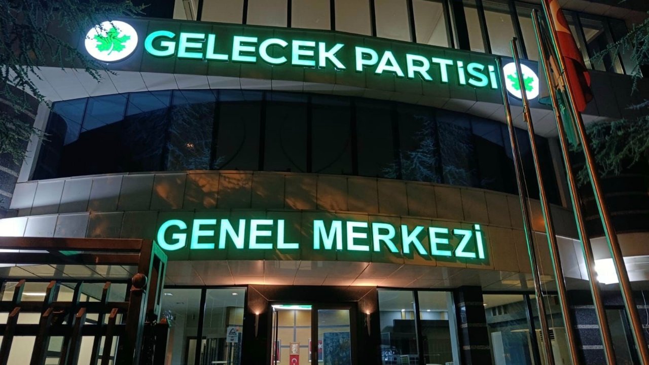 Gelecek Partisi resmen feshedildi