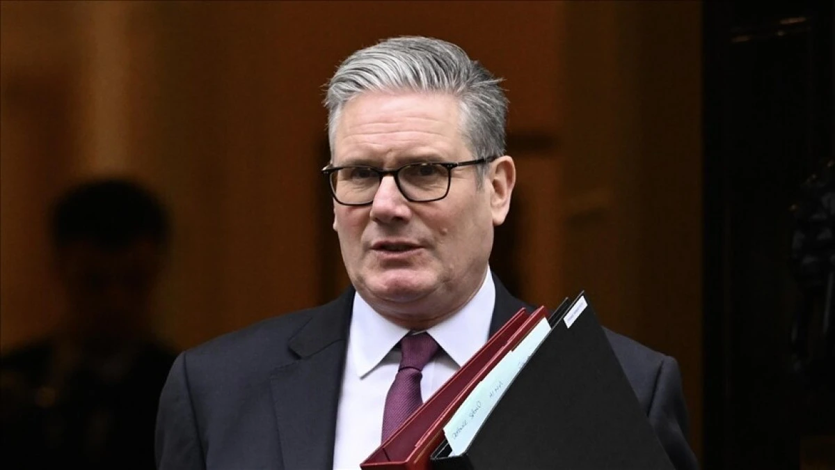İngiltere Başbakanı Starmer’ı istifaya götüren süreçte ekonomi ve kaybedilen seçimler etkili oldu