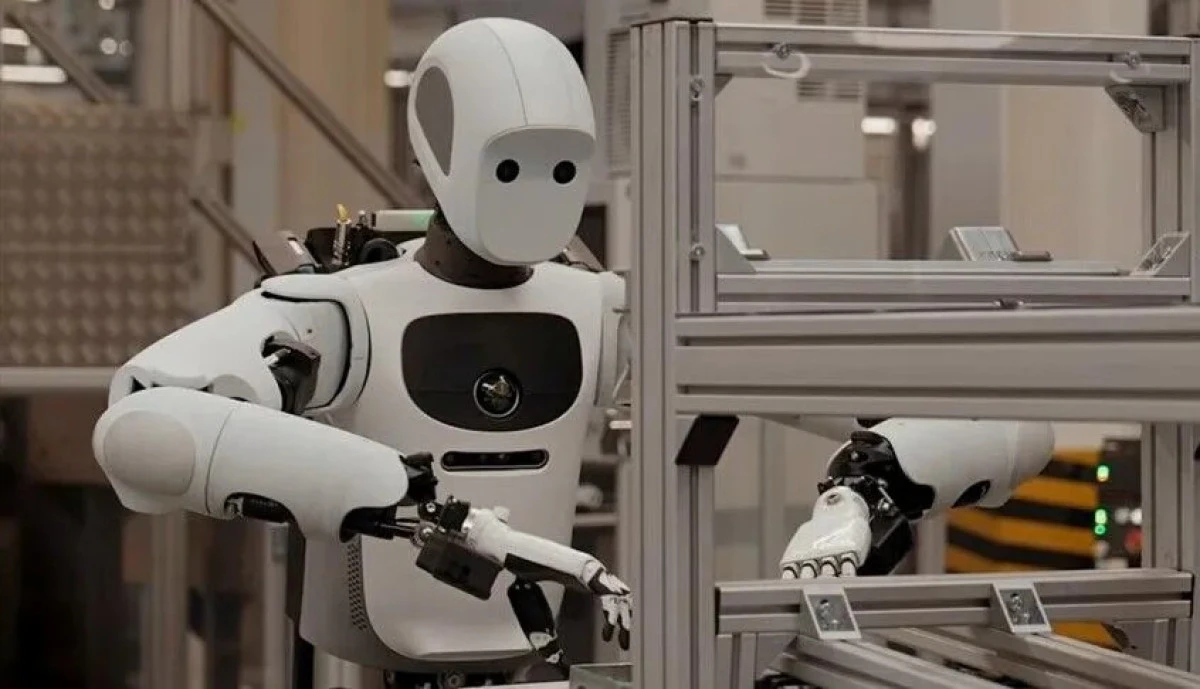 İnsansı robotlar “robot okullarında” gerçek iş yaşamına hazırlanıyor