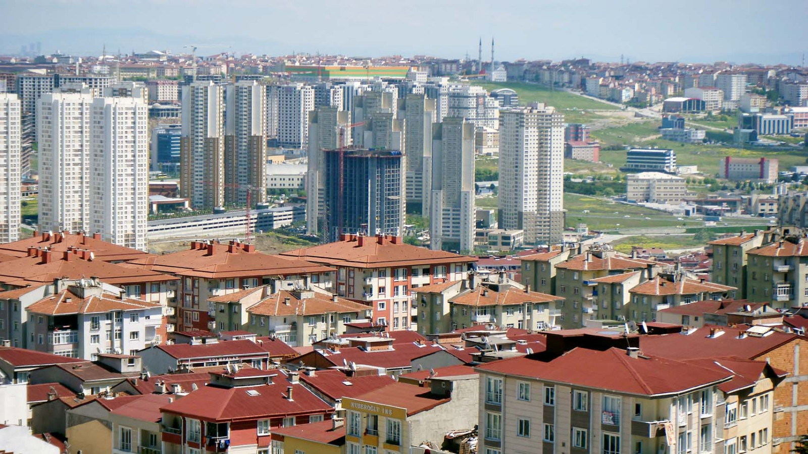Kiracının çilesi bitmiyor, hem küçük hem pahalı
