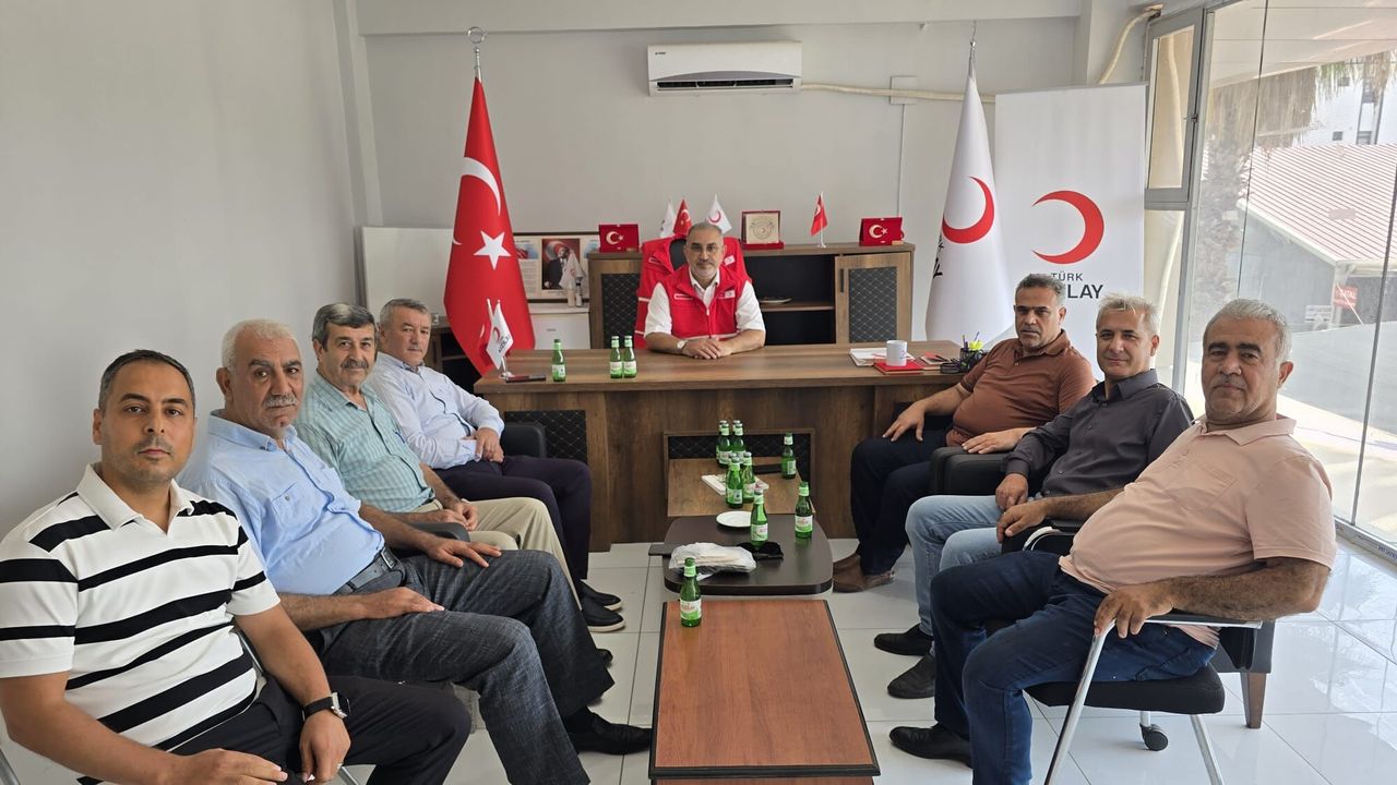 Kızılay Osmaniye Şubesi’ne Anlamlı Ziyaret