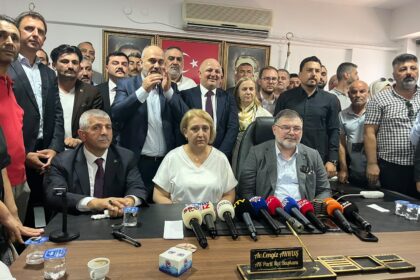 Menderes Belediyesi Başkanvekili AK Parti’nin adayı Asuman Şen oldu