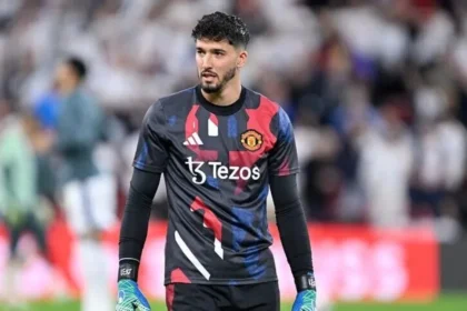 Milli kaleci Altay Bayındır, Manchester United’dan Celta Vigo’ya kiralandı Milli kaleci Altay Bayındır, Manchester United’dan Celta Vigo’ya kiralandı