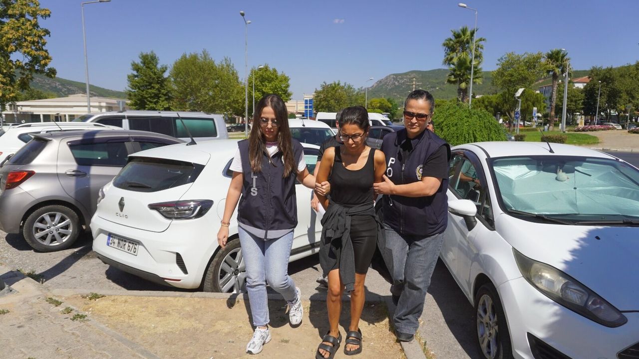Muğla’da Türk bayrağını yakan şüpheli adliyeye sevk edildi