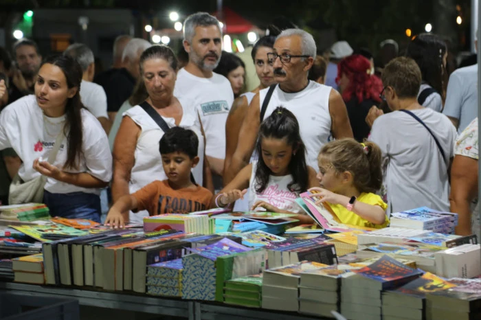 “Ölmez Ağacın Gölgesinde Kitap” temalı Edremit Kitap Fuarı 8. kez kapılarını açıyor