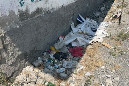 Osmaniye Çarşı’da Çöp Yığını Tepki Çekti!