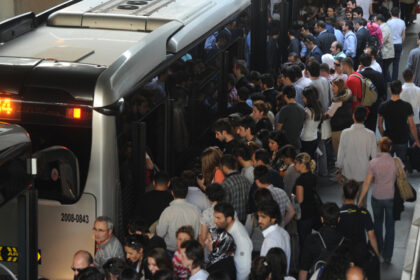 Pahalılık ve deprem korkusu, giden gidene…