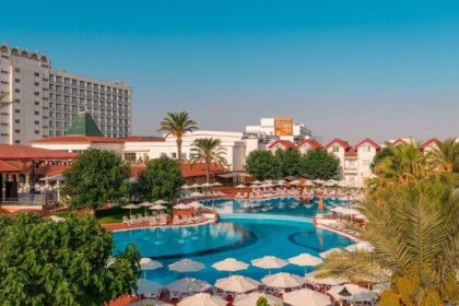 Salamis Bay Conti Resort Hotel’de ailelere özel tatil seçenekleri