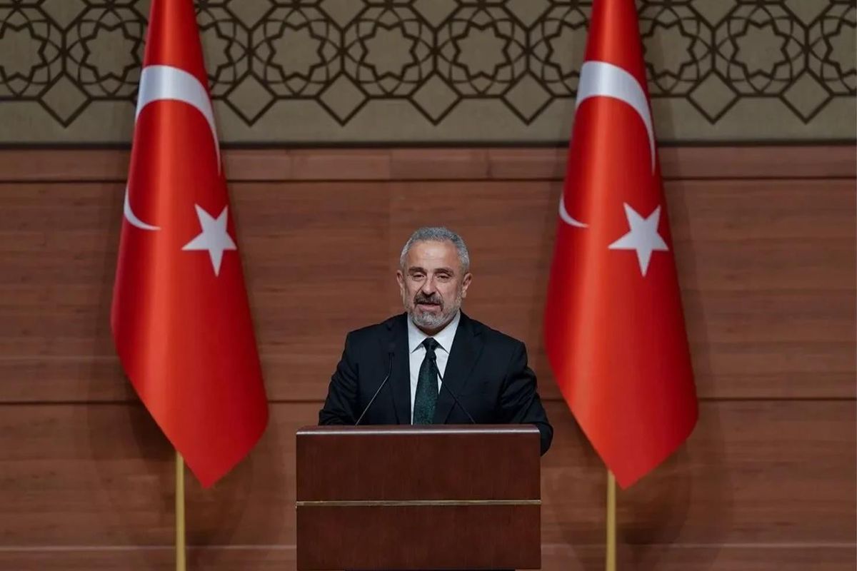 Sinan Burhan'dan bomba iddia: Çok önemli bir kurumda değişim olacak