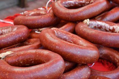 Sucuk ve kavurmada sakatat: Taklit-tağşiş gıdalar listesine 29 yeni ürün eklendi