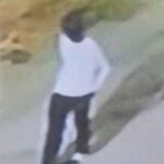 Tanınmamak için akılalmaz yöntem! Kafasında poşetle bisiklet çaldı