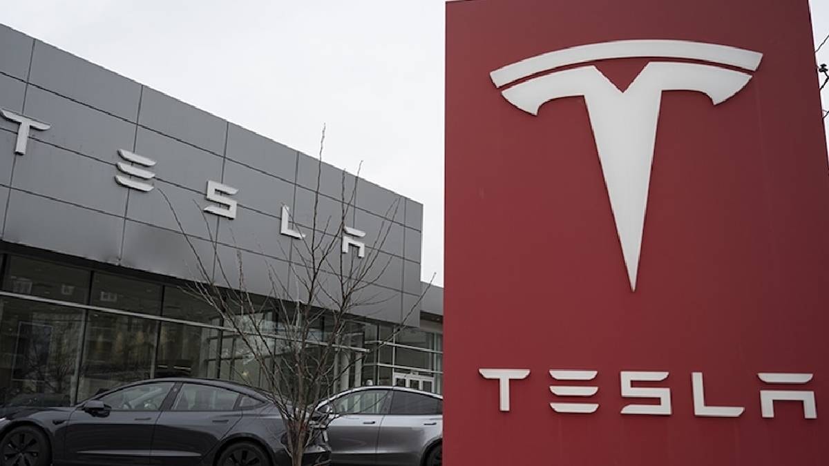 Tesla fiyatlarına zam geldi