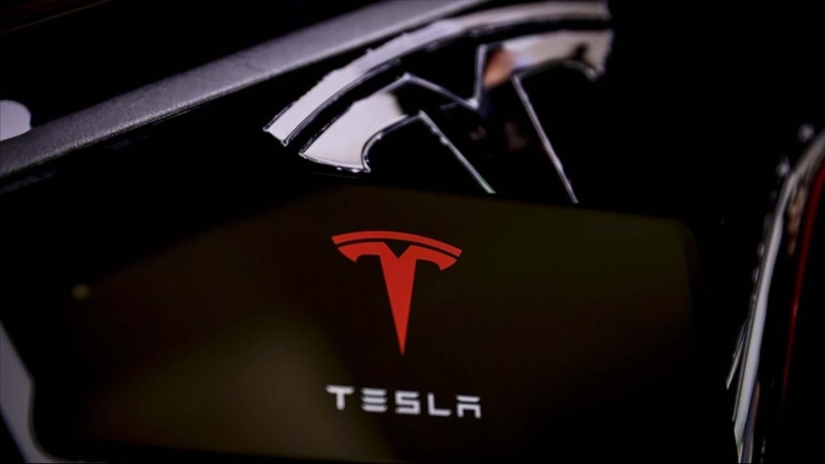 Tesla’nın projesi çöktü: Siparişler durduruldu