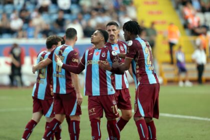 Trabzonspor’un Ferencvaros maçı UEFA listesi açıklandı: Salah kadroda