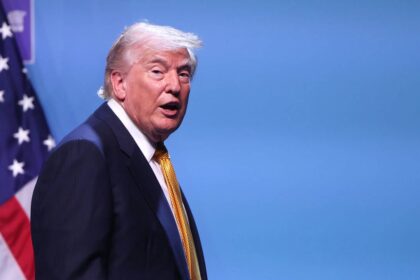 Trump, Hürmüz Boğazı’nı “ABD toprağı” olarak gösterdi! Trump, Hürmüz Boğazı’nı “ABD toprağı” olarak gösterdi!