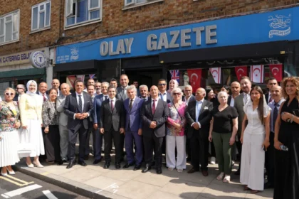 Türk Toplumu Londra’da Bir Araya Geldi