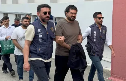 Tutukluluğu 3 ay sürdü: Rasim Ozan Kütahyalı hakkında tahliye kararı Tutukluluğu 3 ay sürdü: Rasim Ozan Kütahyalı hakkında tahliye kararı