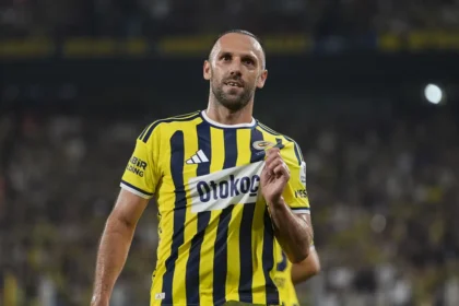 Vedat Muriqi’ten 6 yıl sonra ilk Vedat Muriqi’ten 6 yıl sonra ilk