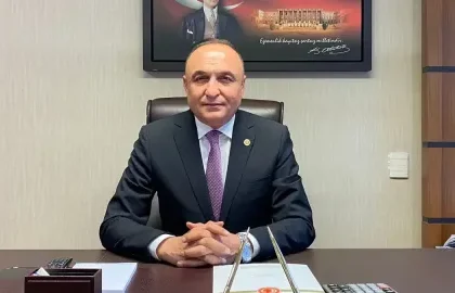 YENİ Parti Milletvekili Melih Meriç bıçaklı saldırıda yaralandı