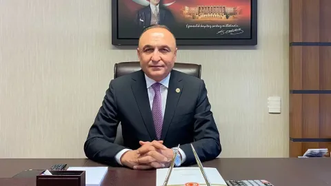 YENİ Parti Milletvekili Melih Meriç bıçaklı saldırıda yaralandı