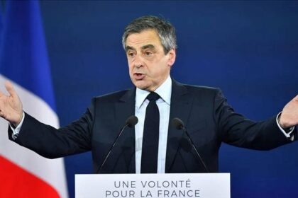 Yolsuzluktan suçlu bulunmuştu: Fransa’da eski Başbakan Fillon’un onur nişanı geri alındı