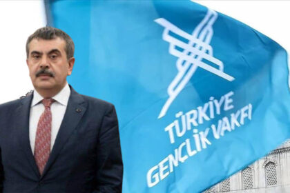 Yusuf Tekin TÜGVA’yla protokolün detaylarını açıkladı Yusuf Tekin TÜGVA’yla protokolün detaylarını açıkladı