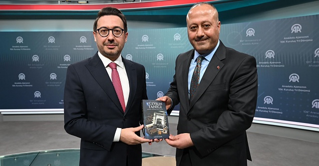 "Yüzyılın Tanığı" kitabı, en ağır trajedileri gözler önüne seriyor "Yüzyılın Tanığı" kitabı, en ağır trajedileri gözler önüne seriyor